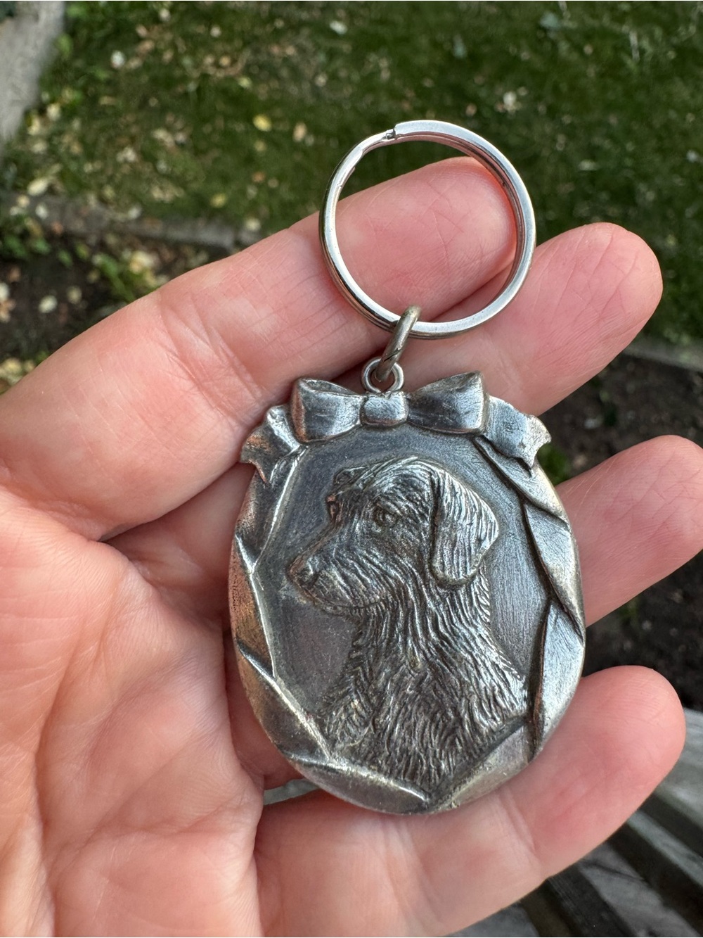 Handcrafted Pewter Dog Keychain - Silver
